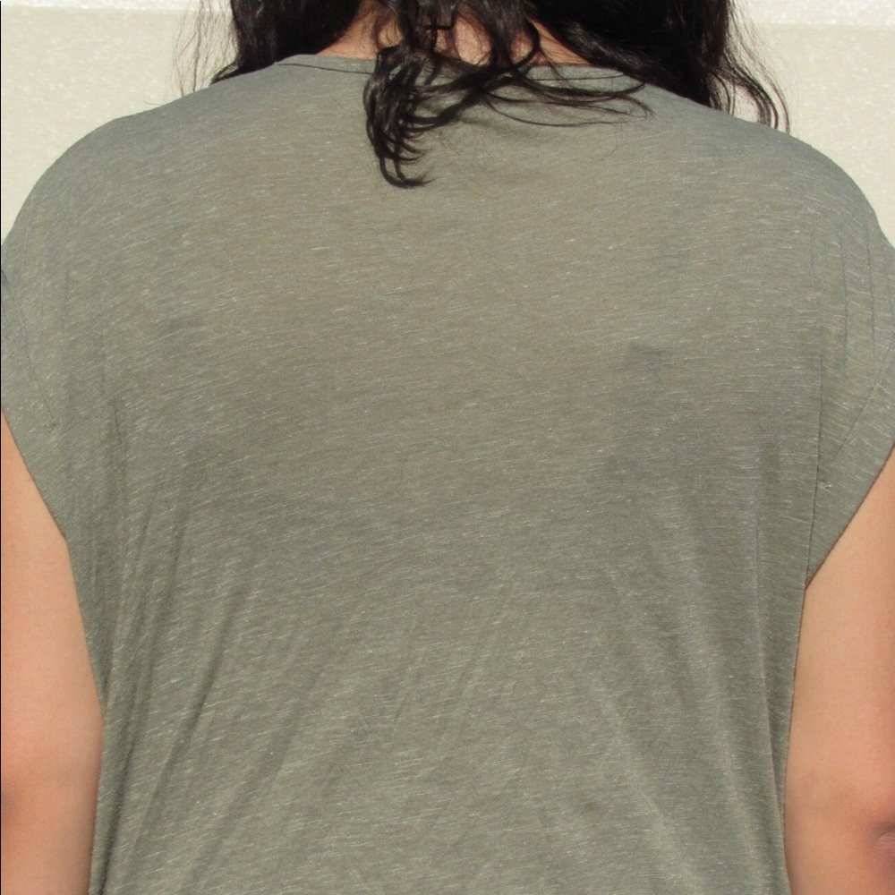 green top with jeweled collar! - Picture 3 of 4